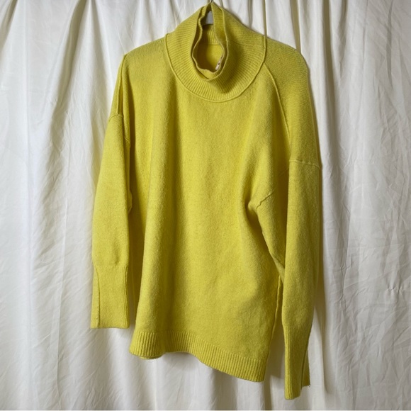 FREE PEOPLE Afterglow Mock Neck Oversized
Sweater Lime Yellow XS Knit - Picture 3 of 8